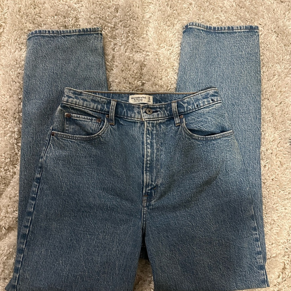 Women’s Blue Jeans